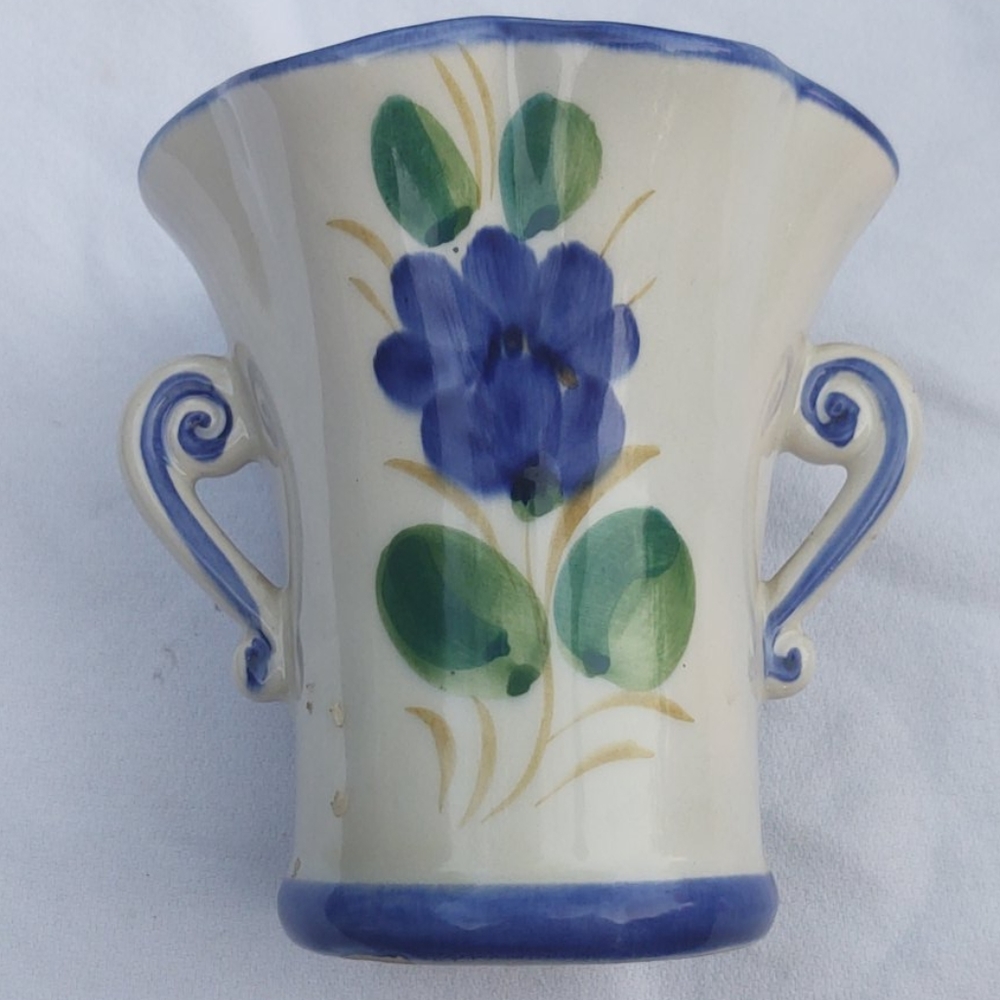 Vase Hand Painted in Italy ⭐⭐⭐⭐⭐ - Picture 2 of 5